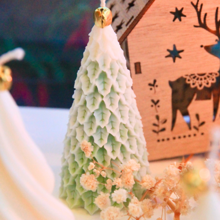 Bougie sapin feuilles vert et blanc - Parfum sapin